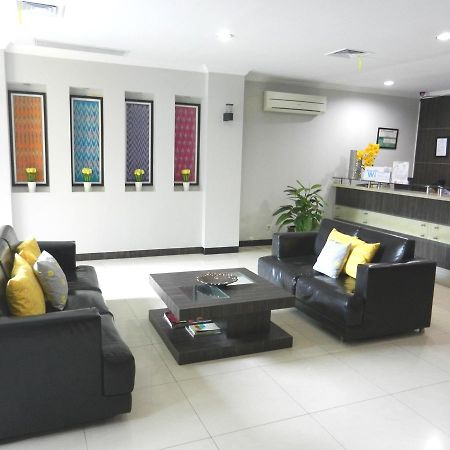 Karsa Utama Hotel 자카르타 외부 사진