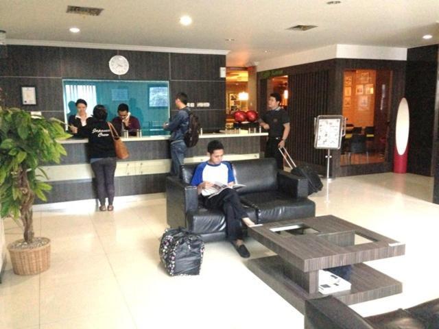 Karsa Utama Hotel 자카르타 외부 사진
